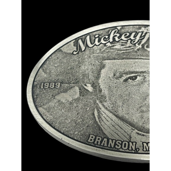 Mickey Gilley Belt Buckle Silver Color 1989-2014 Branson Missouri Discontinued - Picture 3 of 10